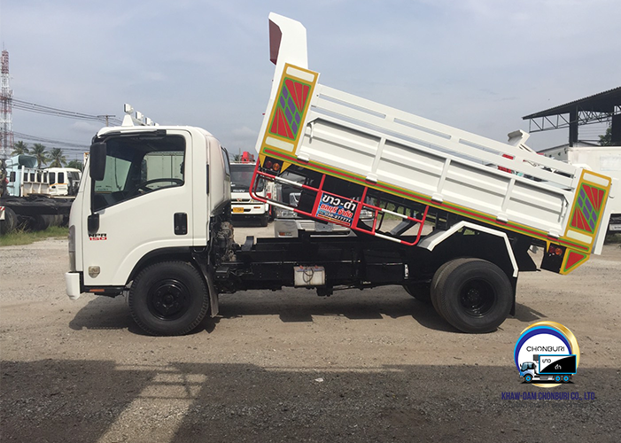Isuzu NPR หกล้อกระบะดั๊มพ์