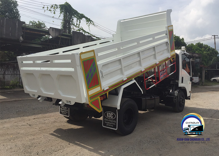 Isuzu NPR หกล้อกระบะดั๊มพ์